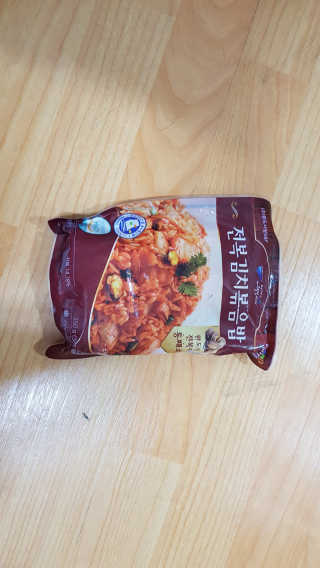 바다는다웰빙이다 전복해물볶음밥/전복김치볶음밥 250g-4봉지 — 4점을 준 리뷰어가 2020년 8월 올린 사용 사진