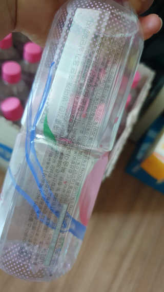 아쿠아스 플레이버워터 ★[아쿠아스] 복숭아 플레이버워터 1BOX 20개입★ — 5점을 준 리뷰어가 2020년 6월 올린 사용 사진
