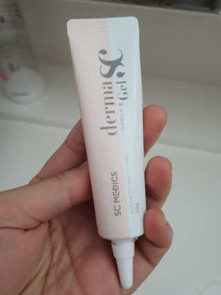 derma SC-Gel 더마에스씨 겔 20g — 4점을 준 리뷰어가 2020년 5월 올린 사용 사진