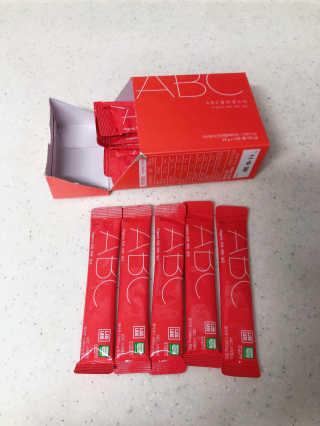 이너뷰티템, 니몸내몸 ABC 콜라겐 젤리스틱 14포 — 5점을 준 리뷰어가 2020년 11월 올린 사용 사진
