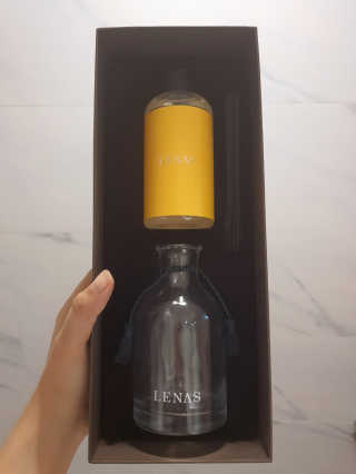 레나스 프리미엄 아로마 디퓨저 200ml  [1SET] — 5점을 준 리뷰어가 2020년 8월 올린 사용 사진