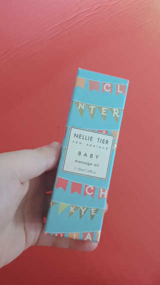 넬리티어 뉴질랜드 아기 마사지오일 50ml — 5점을 준 리뷰어가 2020년 4월 올린 사용 사진
