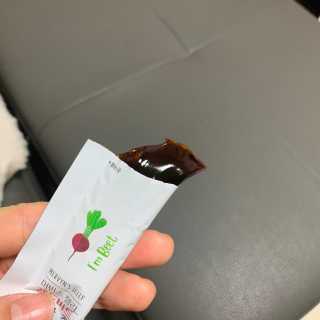 유유네이처 머빈스 젤리 레드비트 콜라겐 — 4점을 준 리뷰어가 2020년 4월 올린 사용 사진