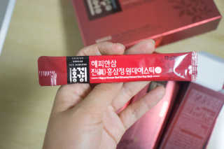 홍건강 해피한삼 진 홍삼정 원데이스틱 10g x 30포 — 4점을 준 리뷰어가 2020년 5월 올린 사용 사진