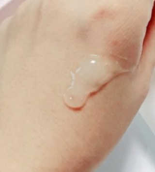 냉장고에 넣어요, 붉은 트러블 피부 다음날 진정되요 [버진팜스 푸딩수딩아토] — 5점을 준 리뷰어가 2020년 9월 올린 사용 사진