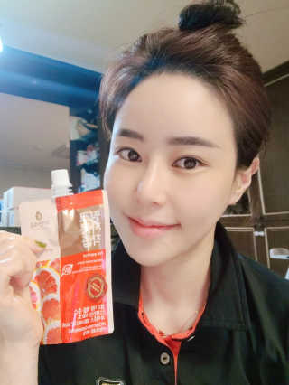 자연에온 핑크 자몽 착즙 100mL 10개입 2BOX — 4점을 준 리뷰어가 2020년 11월 올린 사용 사진