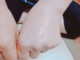 [후르디아] 혼합자차 선 에센스+톤업 선크림 2종 — 5점을 준 리뷰어가 2020년 8월 올린 사용 사진
