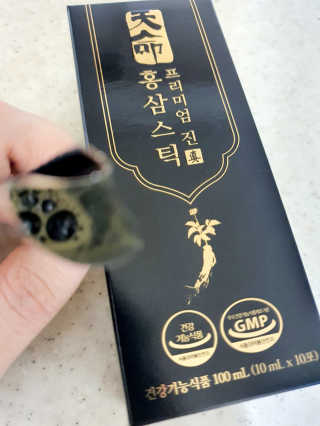 헬스업_천명진프리미엄홍삼스틱_10ml x 30포 — 4.5점을 준 리뷰어가 2020년 9월 올린 사용 사진
