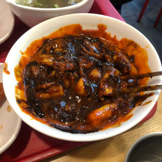 죠스떡볶이 [죠스푸드] 짜빠떡볶이+떡또그+범벅만두 신메뉴 3종 — 2.5점을 준 리뷰어가 2020년 4월 올린 사용 사진