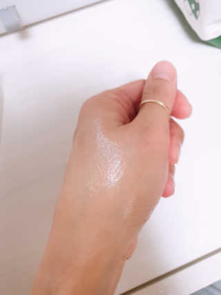 어글리프루프 크림 스탑디어글리 핑크모먼트 50ml — 4.5점을 준 리뷰어가 2020년 11월 올린 사용 사진