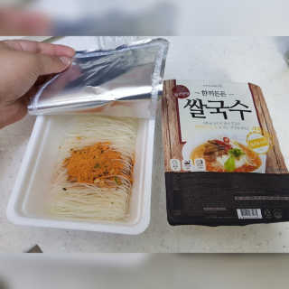 [네이처빌] 우리쌀로 만든 글루텐프리 컵쌀국수 — 4.5점을 준 리뷰어가 2020년 7월 올린 사용 사진