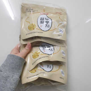 [꾸콤] 참참 전통 찹쌀 누룽지 일주일세트 60g x 5 — 5점을 준 리뷰어가 2020년 10월 올린 사용 사진
