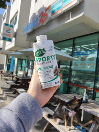 셀렉스스포츠 셀렉스 스포츠 드링크 초콜릿 _ 330ml x 12팩 — 5점을 준 리뷰어가 2020년 11월 올린 사용 사진