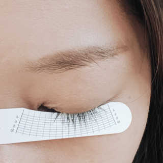 닥터존스킨 눈썹자라 — 5점을 준 리뷰어가 2020년 11월 올린 사용 사진