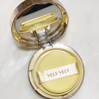 VELY VELY 아우라 허니 글로우 쿠션 — 5점을 준 리뷰어가 2020년 4월 올린 사용 사진