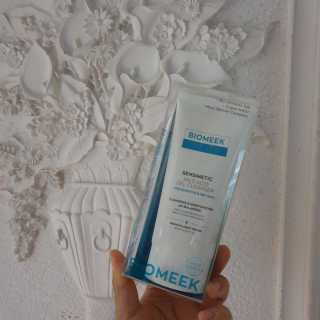 바이오믹 BIOMEEK SENSIMETIC MILD ACID CLEANSER — 4.5점을 준 리뷰어가 2020년 7월 올린 사용 사진