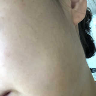 [스킨큐어] 산다화 비타민C 화이트닝 에센스 30ml — 5점을 준 리뷰어가 2020년 4월 올린 사용 사진