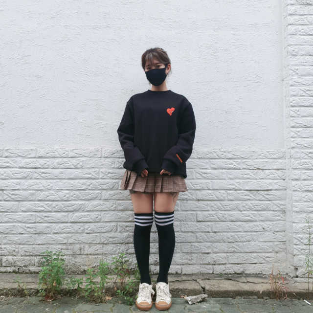 글림퍼 하트 맨투맨 GRIMPER HEART MTM 리뷰 사진