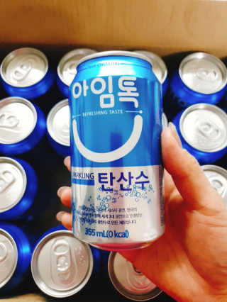 일화 아임톡 탄산수 355mlX24캔 + 보냉팩 증정이벤트 — 5점을 준 리뷰어가 2020년 5월 올린 사용 사진