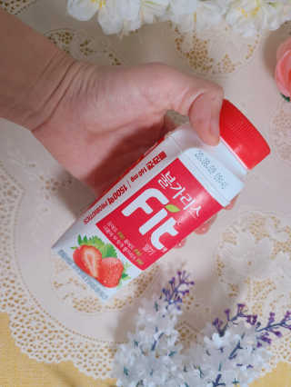 남양유업 [불가리스]마시는 발효유 Fit 딸기/플레인 — 5점을 준 리뷰어가 2020년 7월 올린 사용 사진