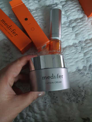 메디페르 [ 2+1 ] 루테인앰플 10ml 2개 + 루테인크림 50ml 1개 — 5점을 준 리뷰어가 2020년 7월 올린 사용 사진