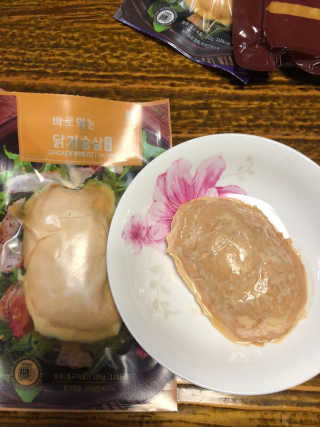 바로 먹는 아침 실온보관 닭가슴살 6종 — 5점을 준 리뷰어가 2020년 9월 올린 사용 사진