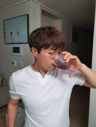 자연에온 유기농 석류 착즙 100mL 10개입 2BOX — 5점을 준 리뷰어가 2020년 12월 올린 사용 사진