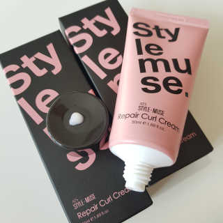 ATS스타일 뮤즈 ATS 스타일 뮤즈 리페어 컬 크림 50ml X 2EA — 4점을 준 리뷰어가 2020년 12월 올린 사용 사진