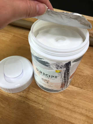 디레시피 손세정 티슈 — 2.5점을 준 리뷰어가 2020년 12월 올린 사용 사진