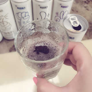 일화 No 슈가0Kcal 스테비아 톡별콜라 콤보팩 250mlX30 캔 — 5점을 준 리뷰어가 2020년 7월 올린 사용 사진