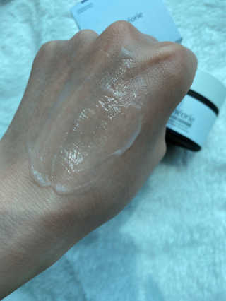 La Theorie Hydrating Ingredients | 하이드레이팅 인그레이디언츠 — 5점을 준 리뷰어가 2020년 5월 올린 사용 사진