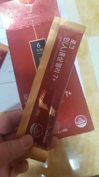 로그네이처 로그 인 홍삼젤리 7+ — 4.5점을 준 리뷰어가 2020년 6월 올린 사용 사진
