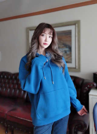 브랜디드라이프스타일코리아 행텐 헤리티지 후드 티셔츠 / 후드집업 — 5점을 준 리뷰어가 2020년 11월 올린 사용 사진
