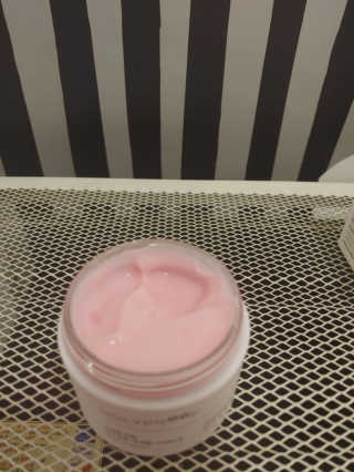 어글리프루프 크림 스탑디어글리 핑크모먼트 50ml — 5점을 준 리뷰어가 2020년 10월 올린 사용 사진