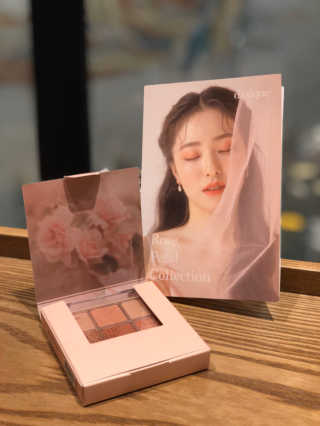 데이지크 SS컬렉션 로즈페탈 섀도우 팔레트 — 5점을 준 리뷰어가 2020년 4월 올린 사용 사진