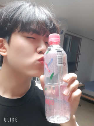 아쿠아스 플레이버워터 ★[아쿠아스] 복숭아 플레이버워터 1BOX 20개입★ — 5점을 준 리뷰어가 2020년 6월 올린 사용 사진