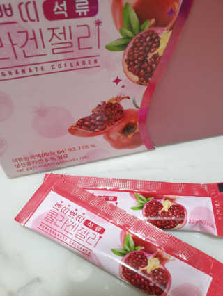헬스업_쁘띠쁘띠석류콜라겐젤리_20g x 14포 — 5점을 준 리뷰어가 2020년 8월 올린 사용 사진