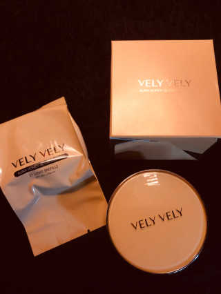 VELY VELY 아우라 허니 글로우 쿠션 — 5점을 준 리뷰어가 2020년 4월 올린 사용 사진