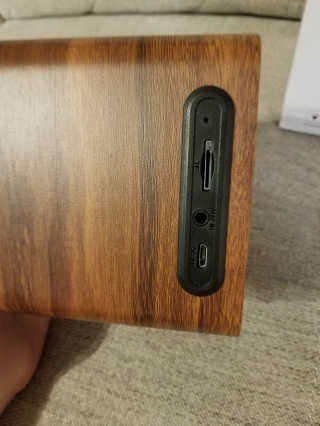SEVIZ MINI10W 레트로 블루투스 스피커 — 1점을 준 리뷰어가 2020년 9월 올린 사용 사진