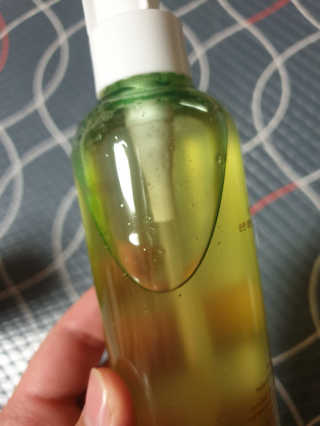 스킨큐어 산다화 순한 클렌징 동백 오일 200ml — 4점을 준 리뷰어가 2020년 4월 올린 사용 사진