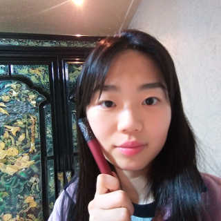 [블랙루즈] 크림 마뜨 루즈 시즌1 택1+랜덤1 — 4점을 준 리뷰어가 2020년 4월 올린 사용 사진