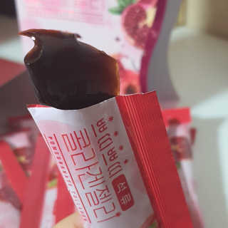 헬스업_쁘띠쁘띠석류콜라겐젤리_20g x 14포 — 5점을 준 리뷰어가 2020년 12월 올린 사용 사진