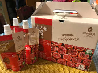 자연에온 유기농 석류 착즙 100mL 10개입 2BOX — 5점을 준 리뷰어가 2020년 11월 올린 사용 사진