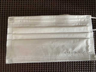 C.Care 프리미엄 3겹 페이스 마스크 50개 상자 포함 피부 친화적인 부드러운 안감 Made in Korea FDA 승인 — 4점을 준 리뷰어가 2021년 1월 올린 사용 사진