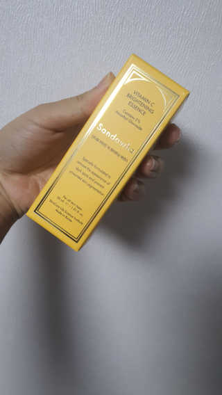 [스킨큐어] 산다화 비타민C 화이트닝 에센스 30ml — 4점을 준 리뷰어가 2020년 4월 올린 사용 사진