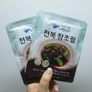 바다는다웰빙이다 완도사랑 전복죽 250g - 2팩 + 전복장조림 2팩 — 5점을 준 리뷰어가 2020년 8월 올린 사용 사진