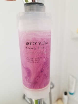 BodyVita 비타민 샤워 필터는 상태를 개선합니다 — 3점을 준 리뷰어가 2020년 11월 올린 사용 사진