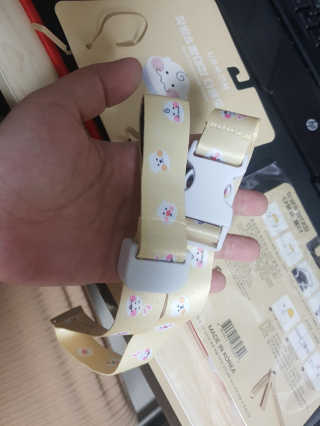 유비맘 젖병 빨대컵 다용도 홀더 1+1 _ 컬러 랜덤 발송 — 5점을 준 리뷰어가 2020년 11월 올린 사용 사진