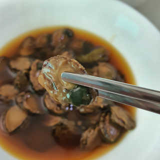 바다는다웰빙이다 완도사랑 전복죽 250g - 2팩 + 전복장조림 2팩 — 2.5점을 준 리뷰어가 2020년 8월 올린 사용 사진