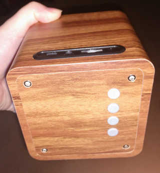 SEVIZ MINI10W 레트로 블루투스 스피커 — 5점을 준 리뷰어가 2020년 9월 올린 사용 사진
